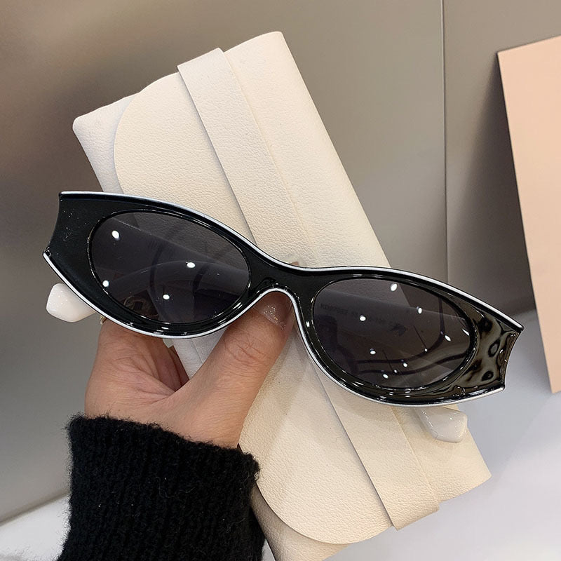 Vintage Punk Sunglasses for Women & Men - Retro Fashion Eyeglasses with PC Frame- UV 400