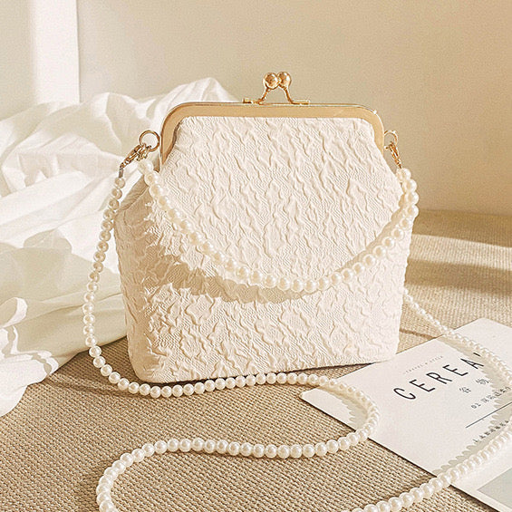Mary Vintage Classic Lace Bag - Pearl Wedding Shell Lock Shoulder & Crossbody Bag for Women | Elegant Chain Handbag & Purse
