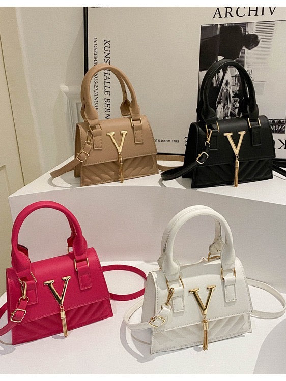 Selah Elegant Tassel Small Square Crossbody Bag Fashionable Letter Messenger Shoulder Bag for Women sling bag women shoulder bag